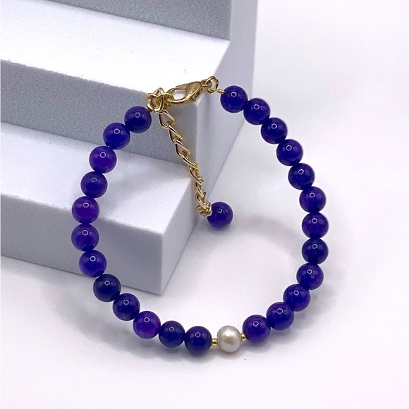 Beautiful Blue Jade Bracelet - Picture 10 of 15